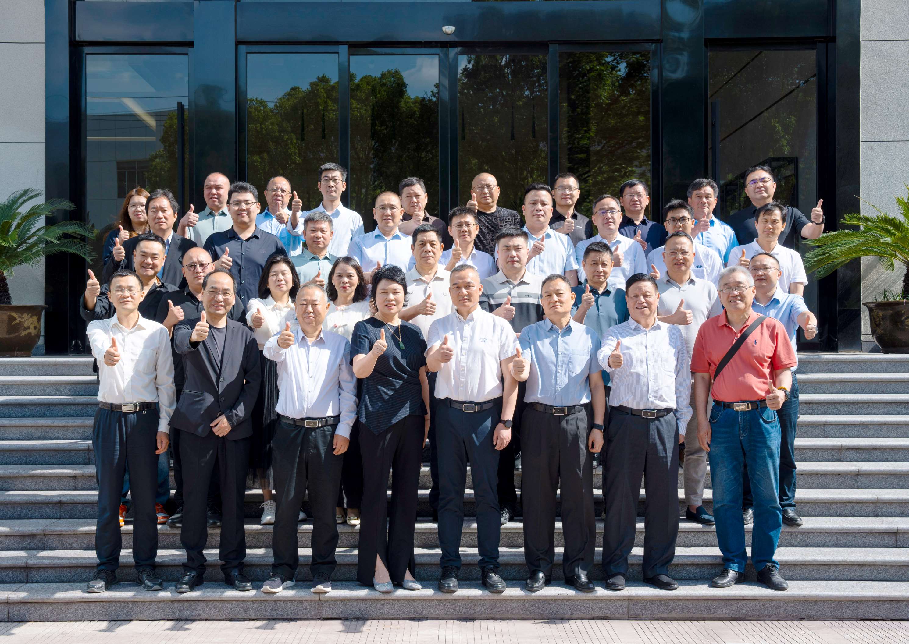 ���۹�ʶ��ͬı��չ���ŵ�88��ϯ�е�ԪЭ����ӱ�ѹ���ֻ����